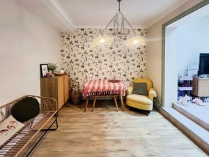 Dining area- click for photo gallery